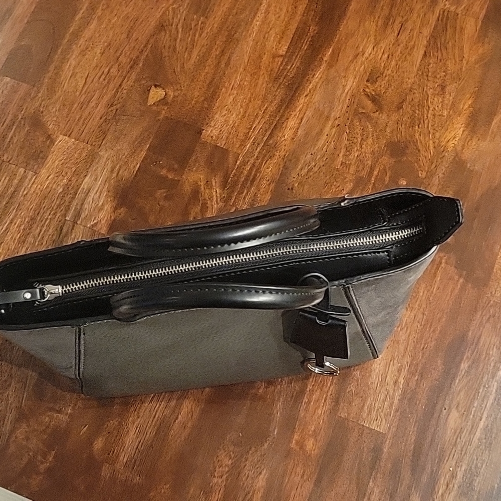 Zara basic grey purse - Picture 7 of 9
